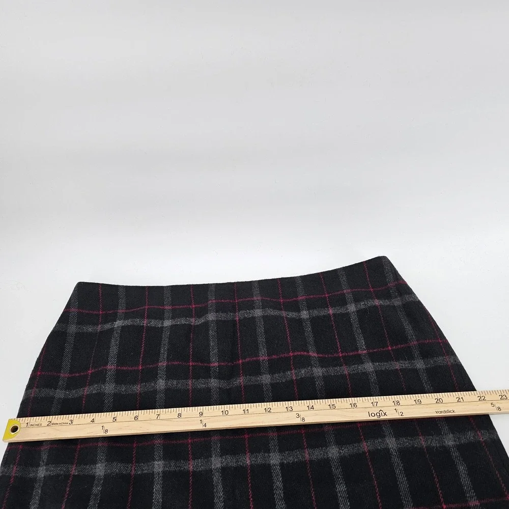 Talbots Pencil Skirt Womens 16 Black Pink Plaid Wool Blend Lined Back Vent